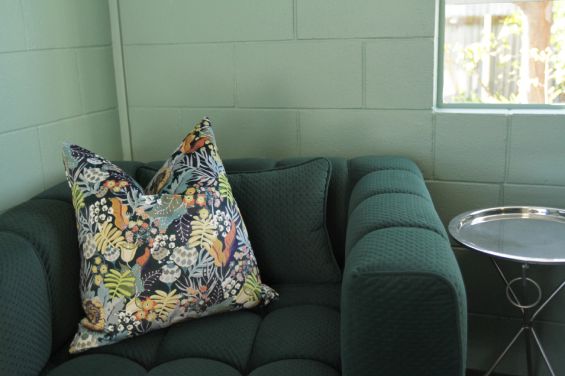 1-Bedroom Queen - lounge chair